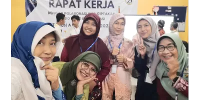 Kegiatan Guru /Rapat Kerja