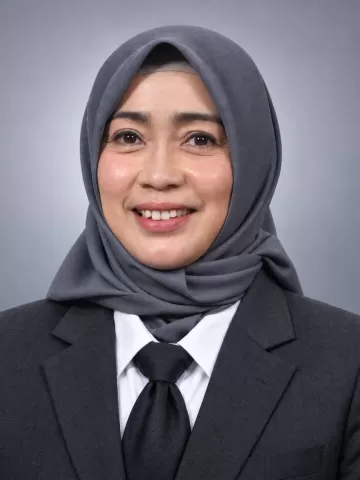 01. Sri Suparmi, M.Pd