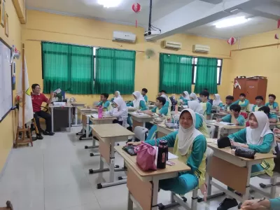 Ruang Kelas 9