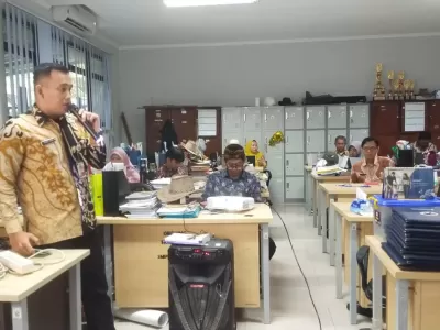 Rapat Dinas