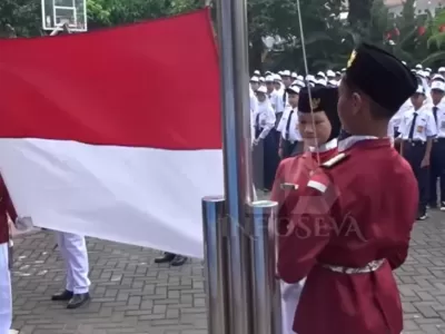 Upacara Bendera Hari Senin